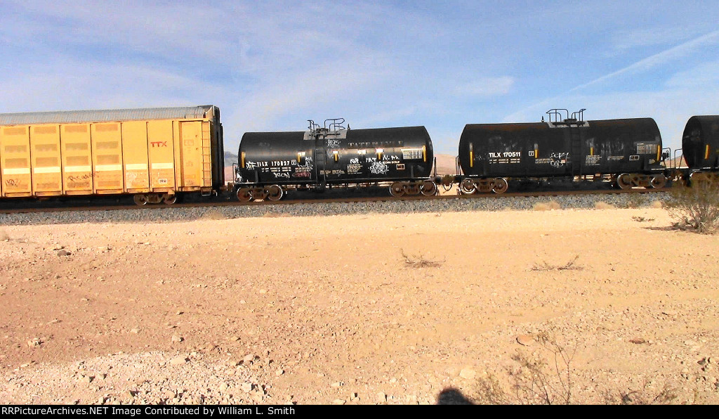 EB Manifest Frt at Erie NV W-Pshr -82